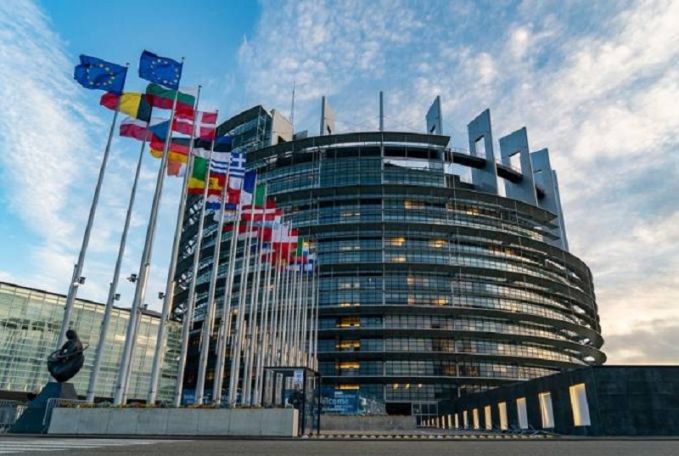 В Баку обрушились с обвинениями на Европарламент из-за резолюции об укреплении связей с Арменией