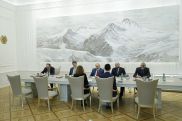 Փաշինյանն ու Իվա Պետրովան անդրադարձել են Լեռնային Ղարաբաղից բռնի տեղահանված անձանց հումանիտար խնդիրները