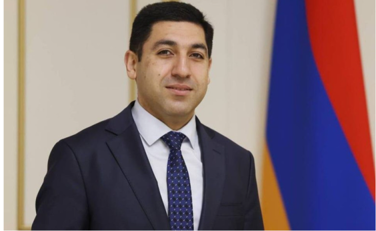 Ալեն Սիմոնյանն աշխատանքից ազատել է իր խորհրդականին