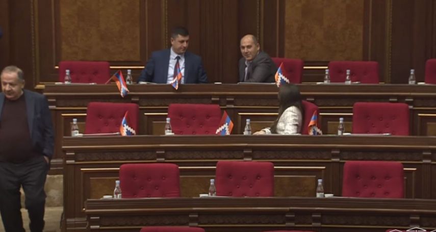Armenian parliament starts plenary session