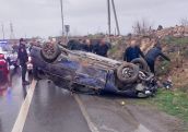 Опрокинутые автомобили: что творится на дорогах Армении из-за осадков?