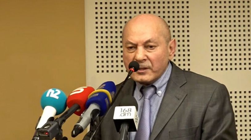Бывшему мэру Еревана Альберту Базеяну изменили меру пресечения