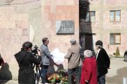 Վանաձորում բացվել է ՀՀ ժողովրդական արտիստ Վահե Շահվերդյանի հուշաքարը