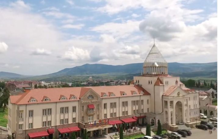 Azerbaijani vandals target Stepanakert Youth Palace, hotel