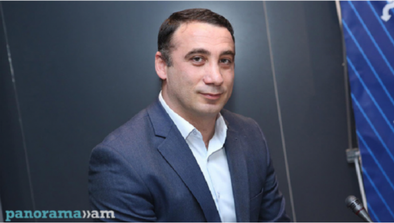 Լարսում հայկական բեռնատարերի բացումը լուրջ խնդիրներ է առաջացնում արտահանողների համար. Հարություն Մնացականյան