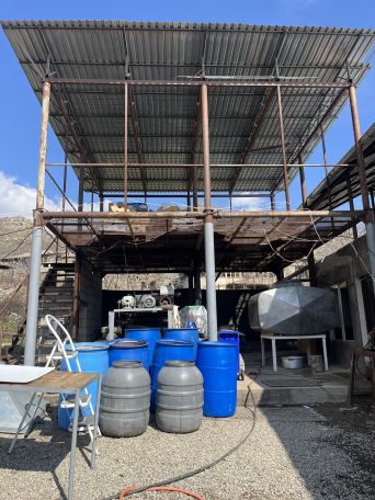 Մեղրիում կասեցվել է գինու արտադրության արտադրական գործունեությունը