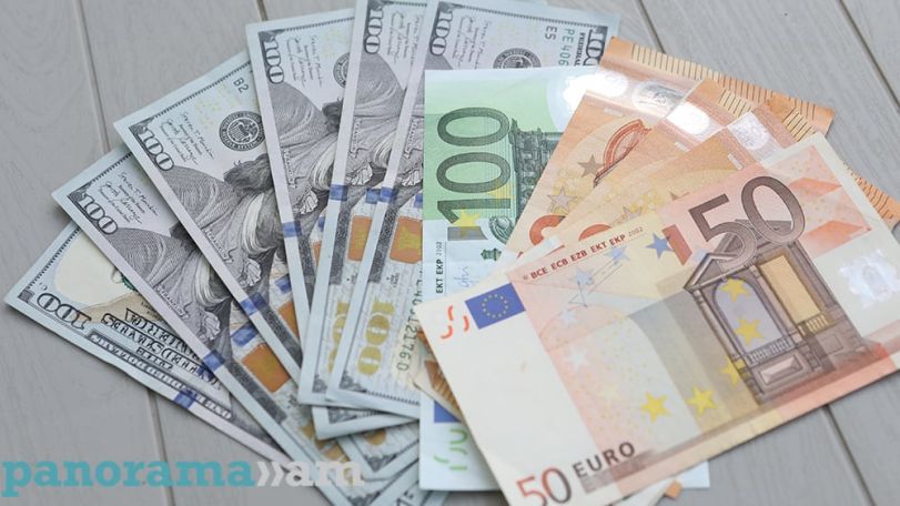 Ապրիլի 8-ին դոլարը, եվրոն և ռուբլին արժևորվել են