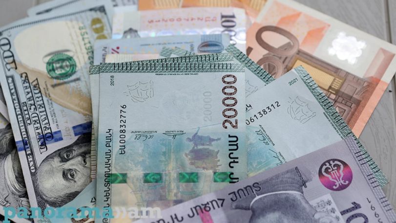 Ապրիլի 10-ին դոլարը, ռուբլին և եվրոն արժևորվել են