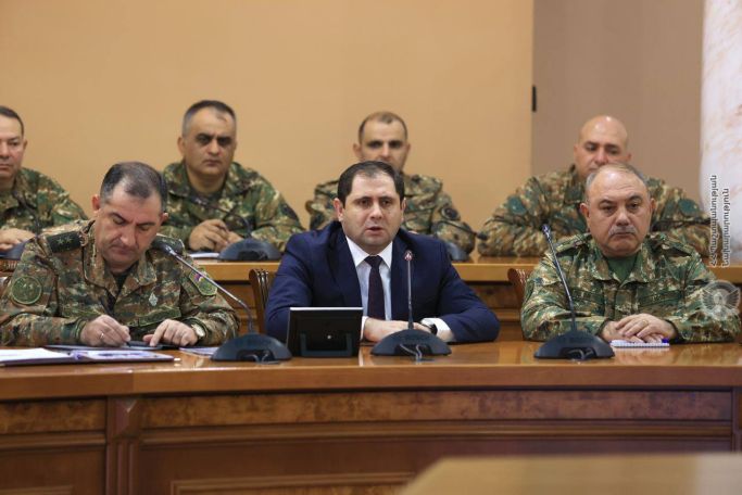 Ծնողներն ահազանգում են՝ որոշ մարտական դիրքերում 38 օր է հերթափոխ չի եղել, երեխեքը դիրքերում հիվանդանում են