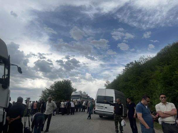 Тавушцы продолжают блокировать межгосударственную дорогу Ереван-Тбилиси