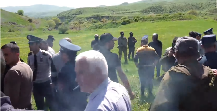Tensions run high in Armenia's Voskepar amid demining