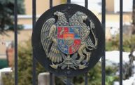 Алиев потребовал от Пашиняна изменить Конституцию Армении, убрать гору Арарат с герба