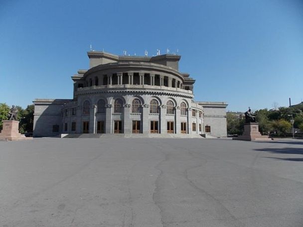 Oպերայի և բալետի թատրոնում կկայանա Բեթհովենի 9-րդ սիմֆոնիայի համաշխարհային առաջնախաղի 200-ամյակին նվիրված երեկո